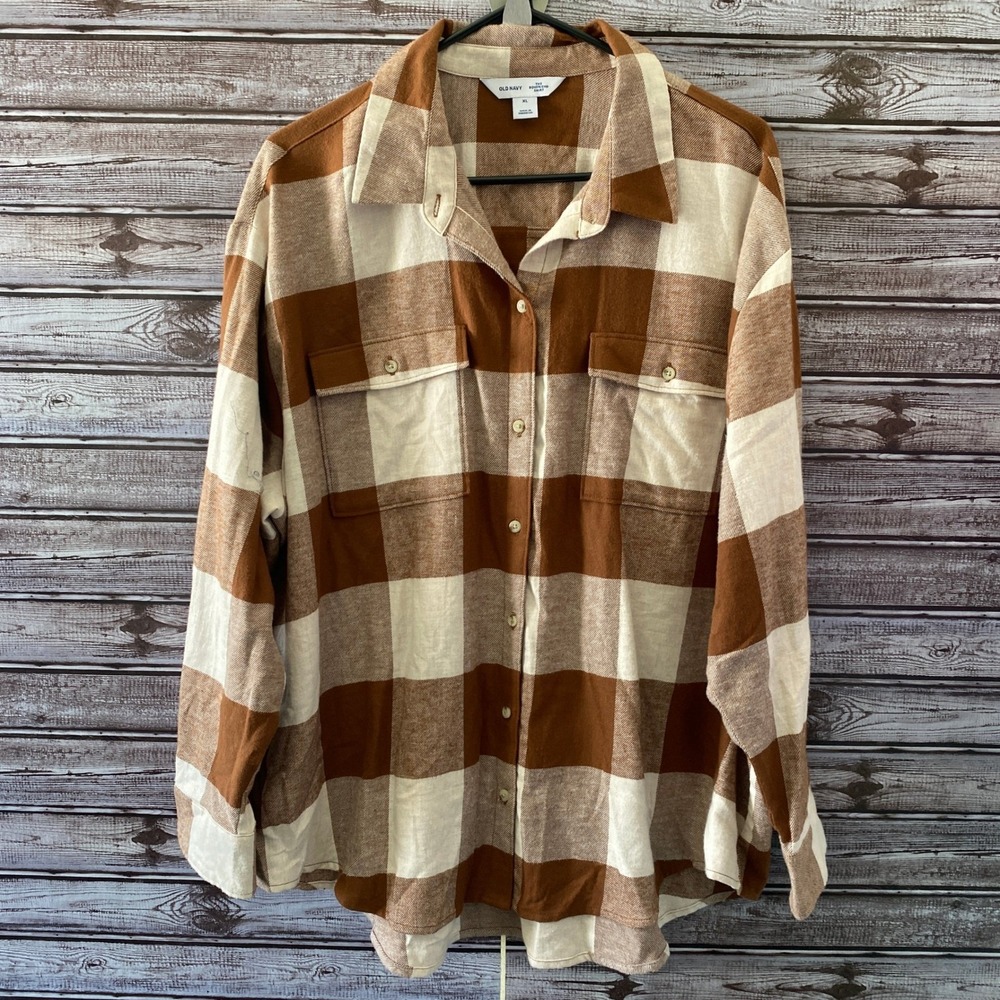 Old Navy Women's Long-Sleeved Button-Down Boyfriend Shirt Size XL Flannel Plaid